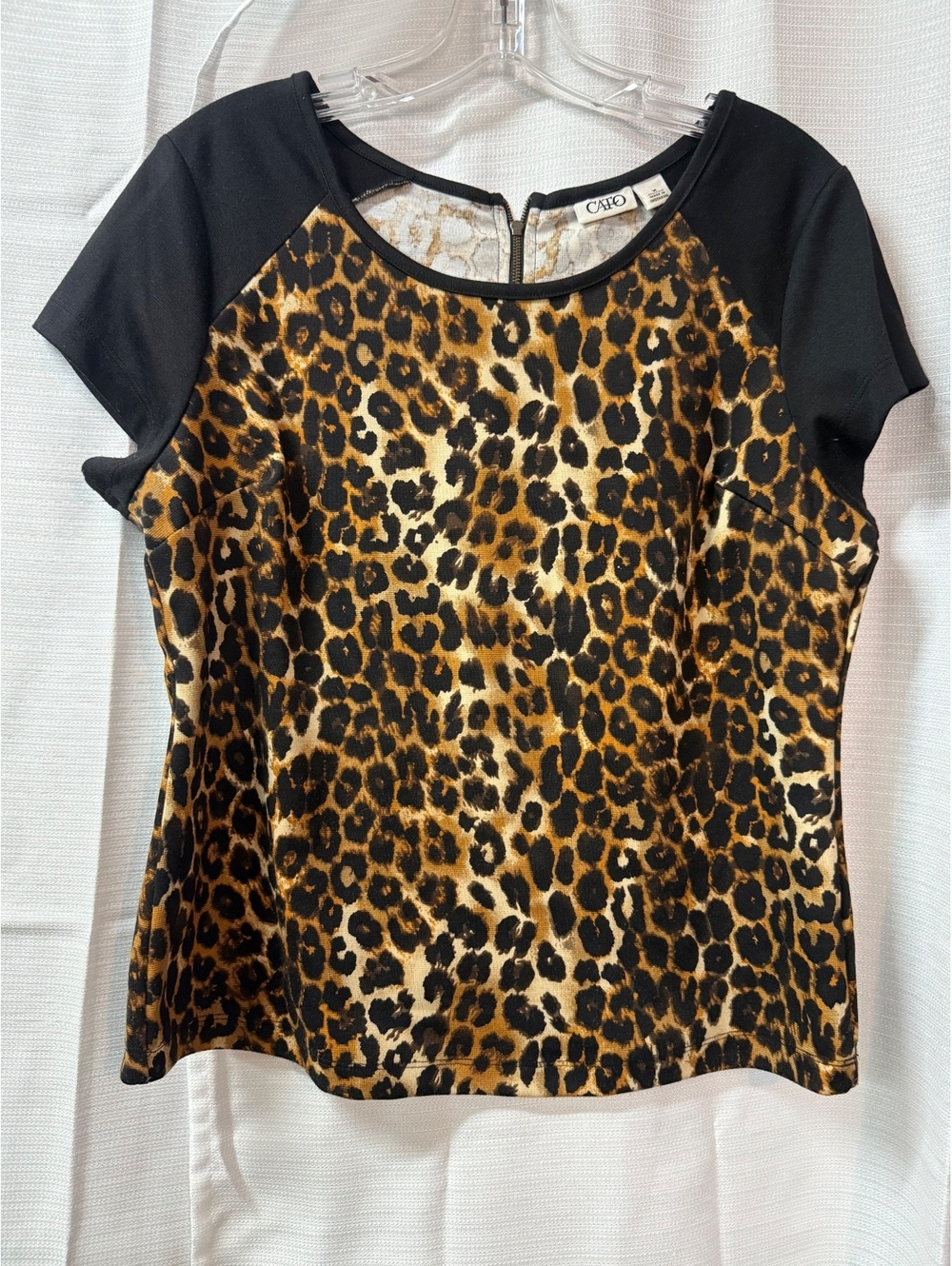 Cato Women's Leopard Print Short Sleeve Top Size M